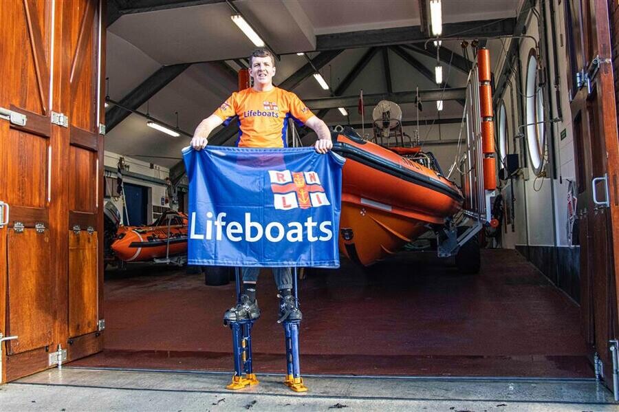 Plasterer Is Walking 16.1 Miles On Stills For Looe Lifeboat Appeal