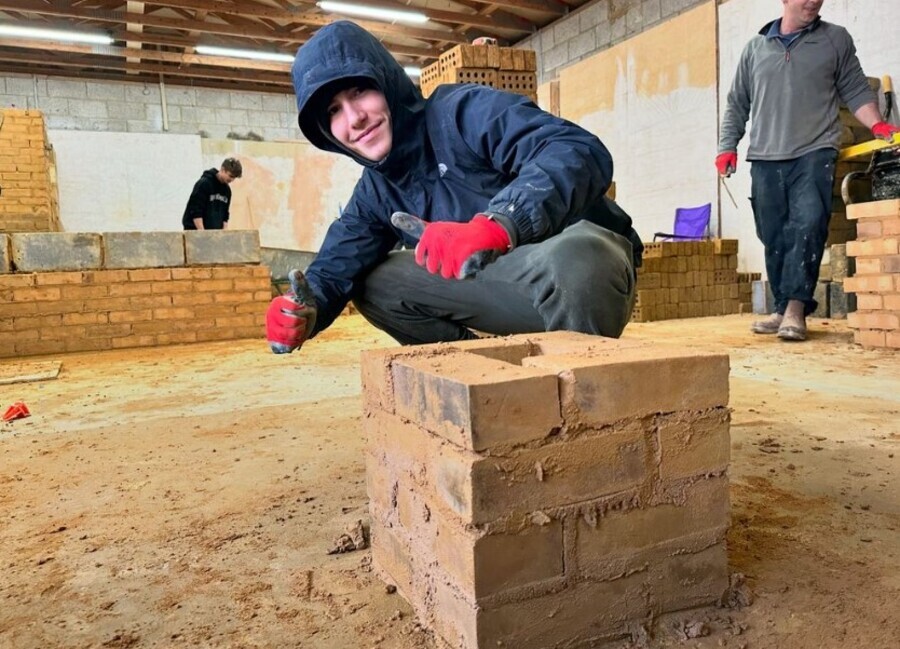 Bricklaying courses helping to plug skills gap